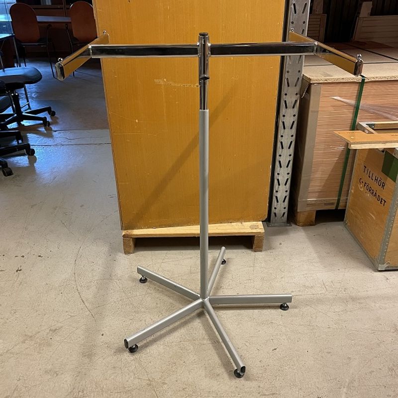 Konfektionställ H-modell krom/silver - begagnat