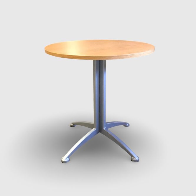 Huvudbild Bord Kinnarps Asto Ø 70 cm ekfanér - begagnad