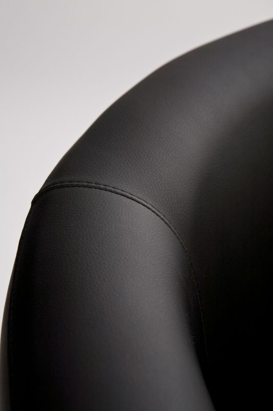 Clubfåtölj Aurel svart