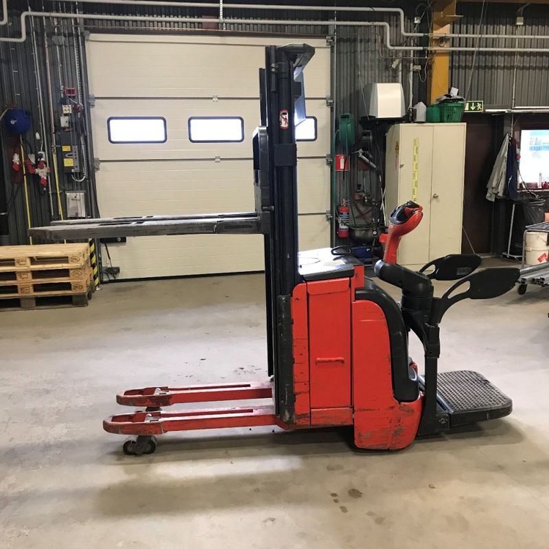 Ledstaplare Linde L14 AP-372 - begagnad