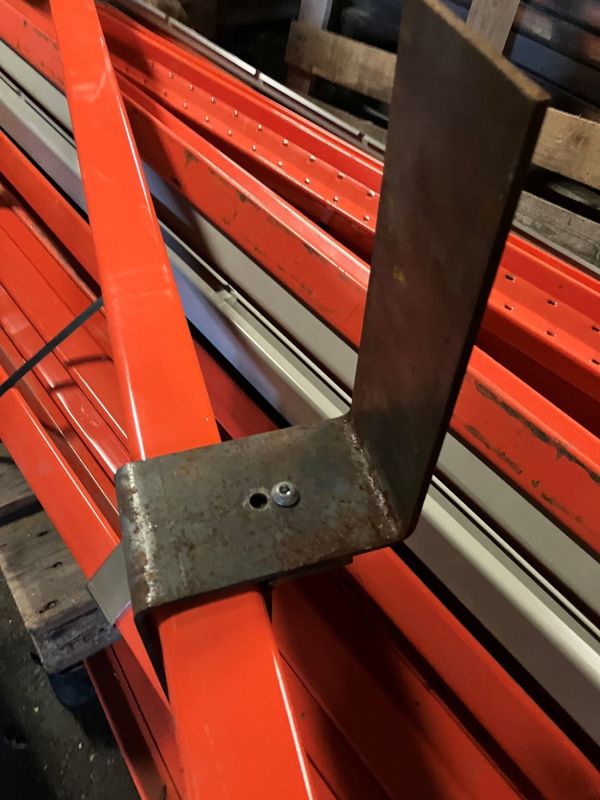 Genomskjutsskydd för balkmontering - begagnad