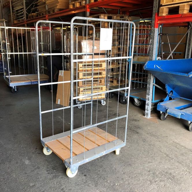 Huvudbild Rullcontainer 84 med 2 väggar & träbotten