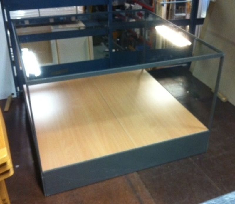 Podie glas/bok 1200x1200x800 mm - begagnad